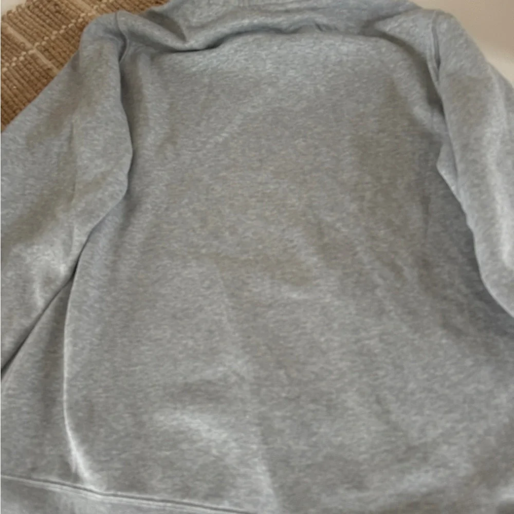 Nike soft pullover
